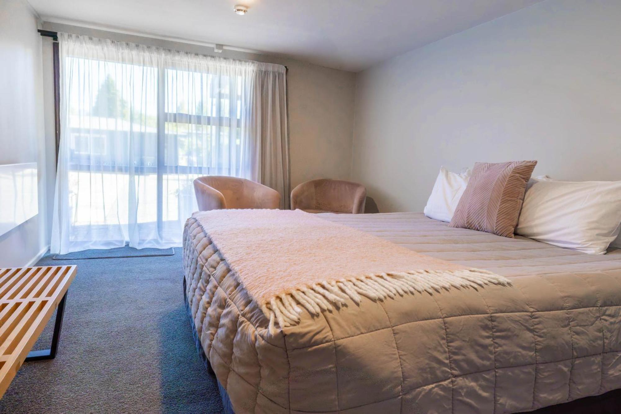 Shakespeare House Bed and Breakfast Te Anau Εξωτερικό φωτογραφία